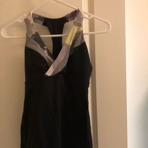 Lululemon tank top w/built in sports bra